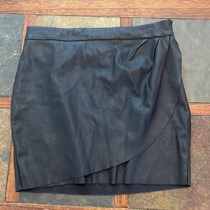 Black Express Skirt